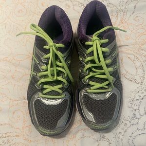 ASICS shoes in size 7